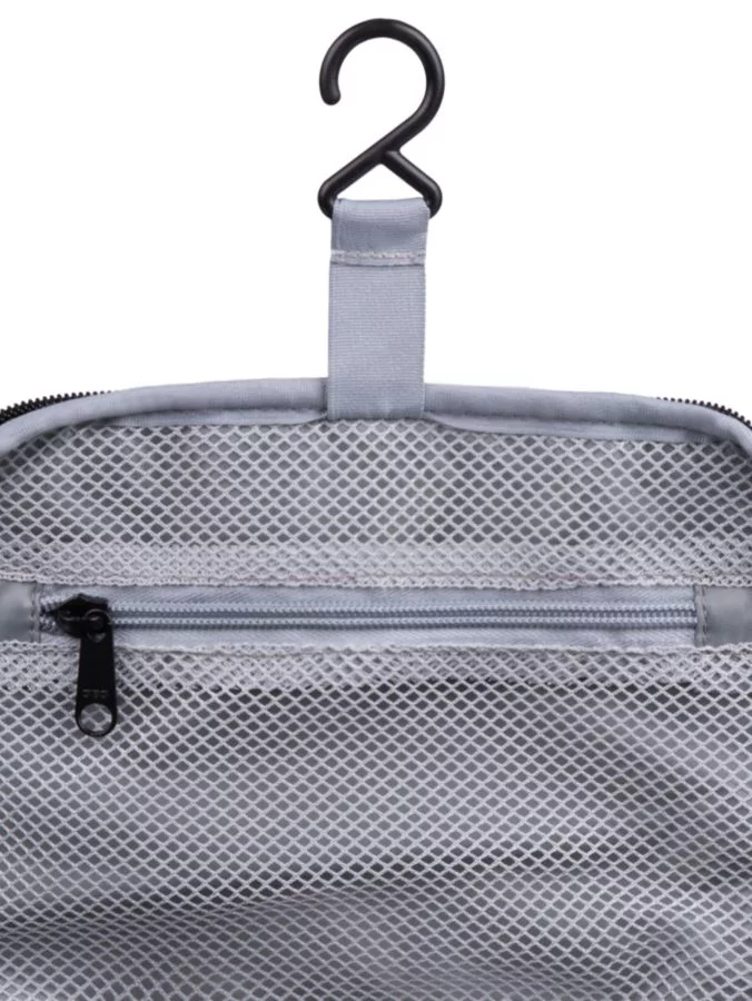 TRAVEL KIT DARK GREEN